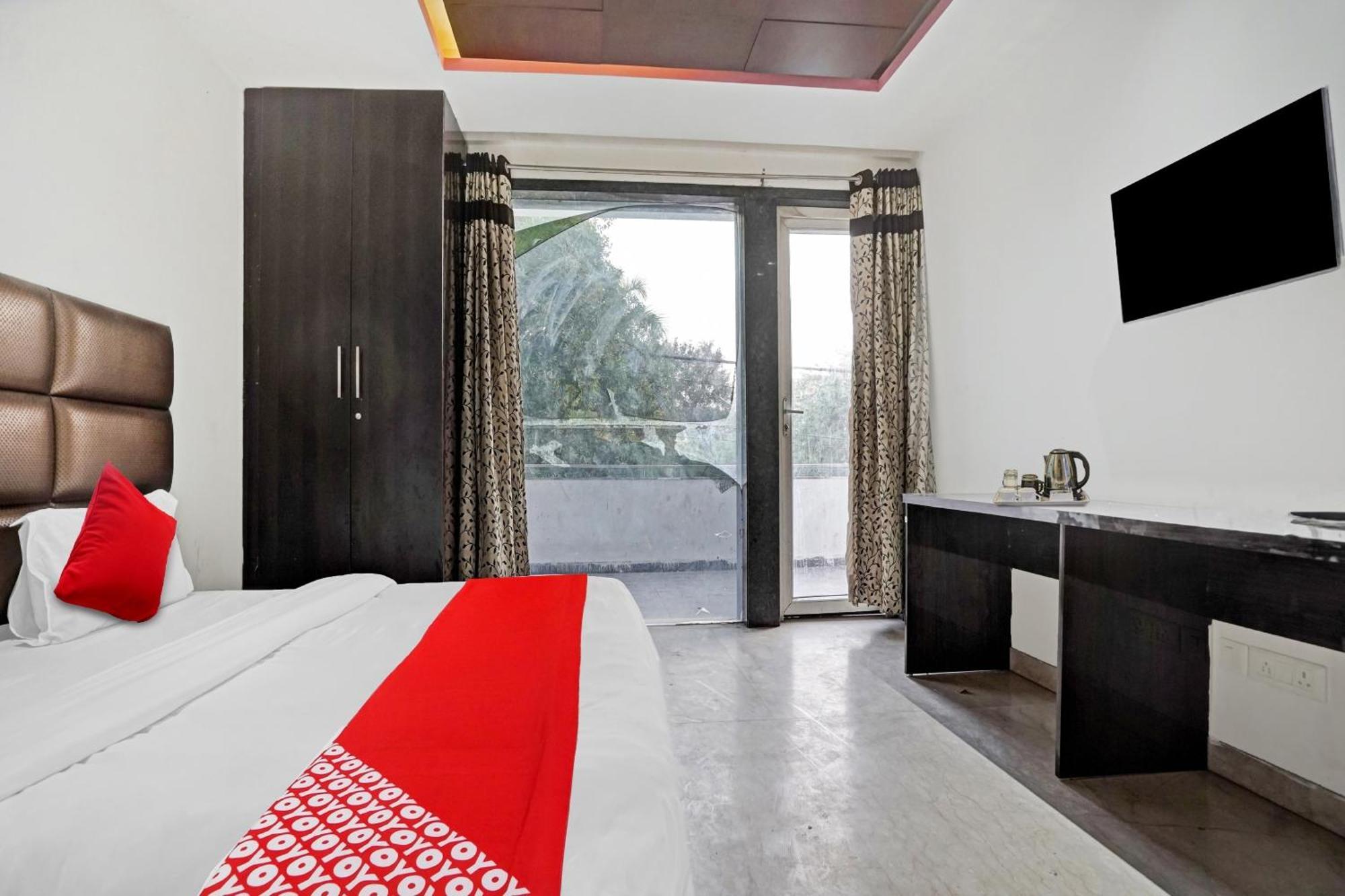Hotel O South Galaxy ニューデリー エクステリア 写真